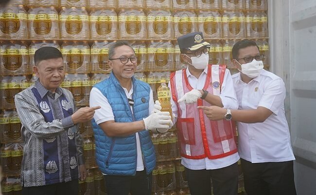 Distribusi Minyakita Bekerjasama Dengan ID FOOD & Program Gerai Maritim